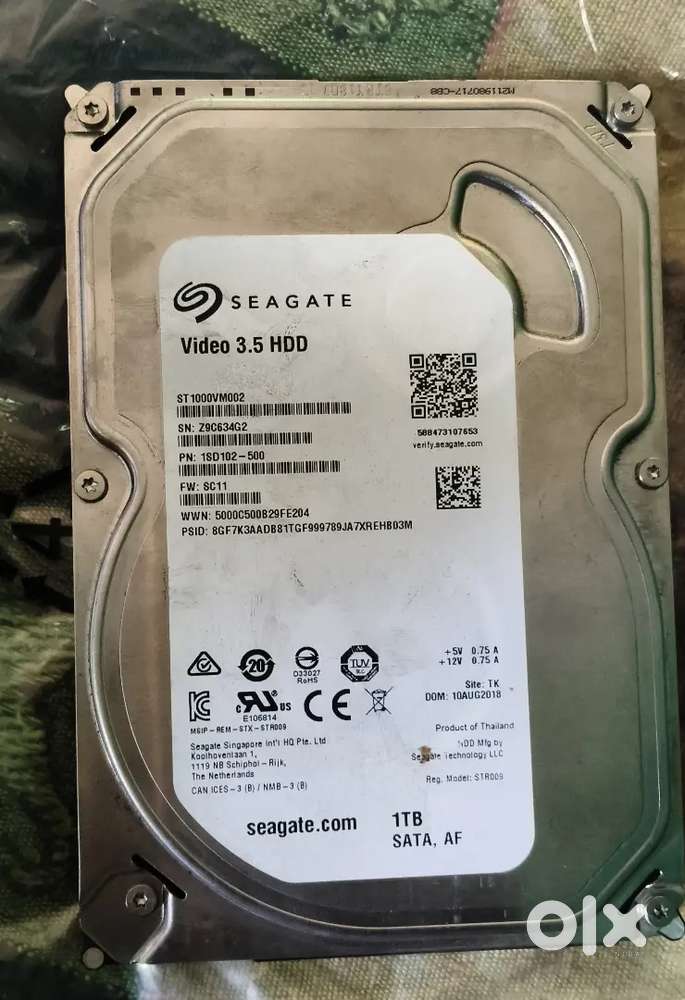 SEAGATE 1 TB  HARD DISK