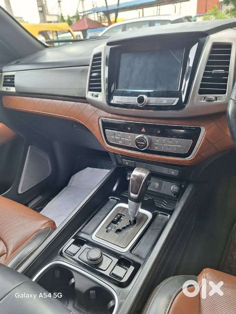 Mahindra Bolero Power Plus