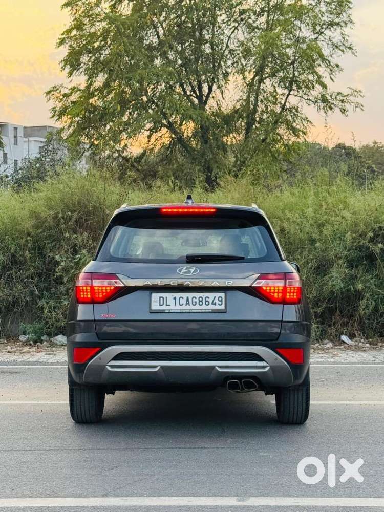 Hyundai Alcazar 2023 Petrol Well Maintained
