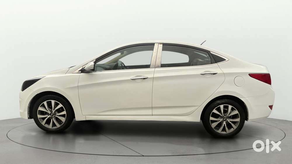 Hyundai Verna [2015-2018] Fluidic 4s 1.6 Vtvt Sx, 2015, Petrol