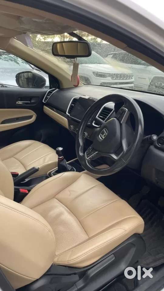 Honda City Zx Petrol Mt, 2022, Petrol