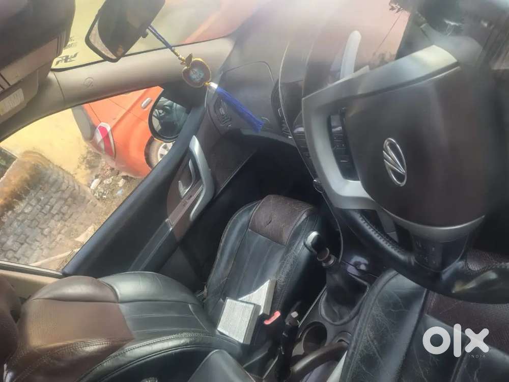 Xuv 500 W8