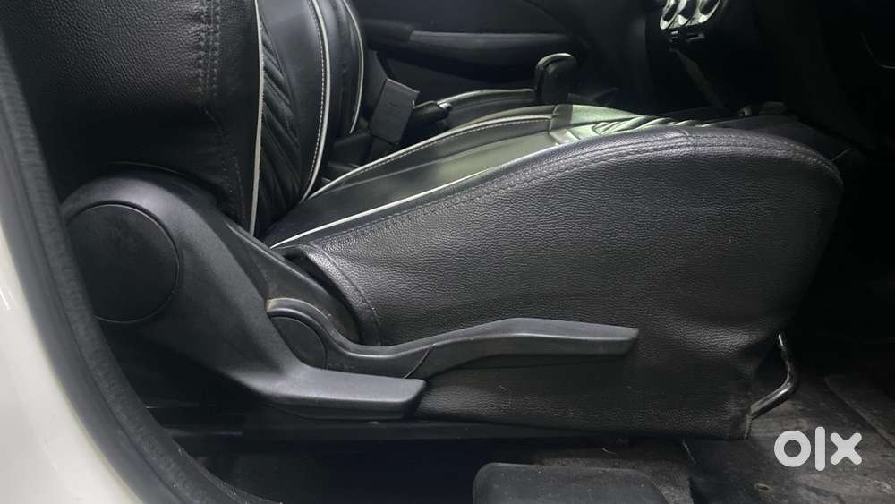 Maruti Suzuki Swift Amt Vxi, 2020, Petrol