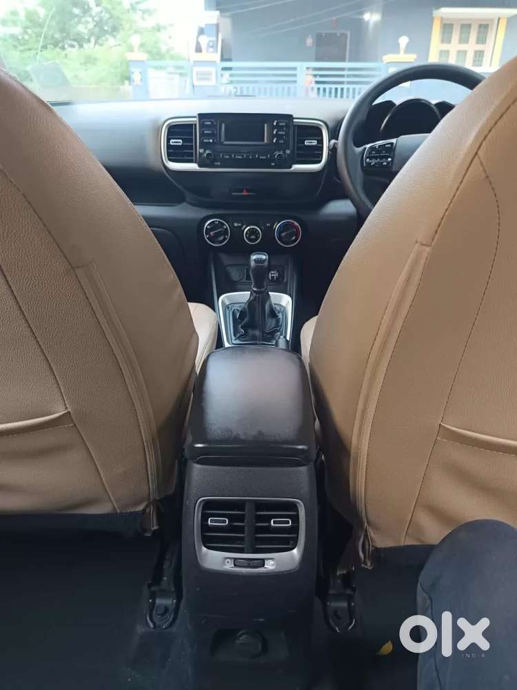 Hyundai Venue S 1.2 Petrol, 2019, Petrol