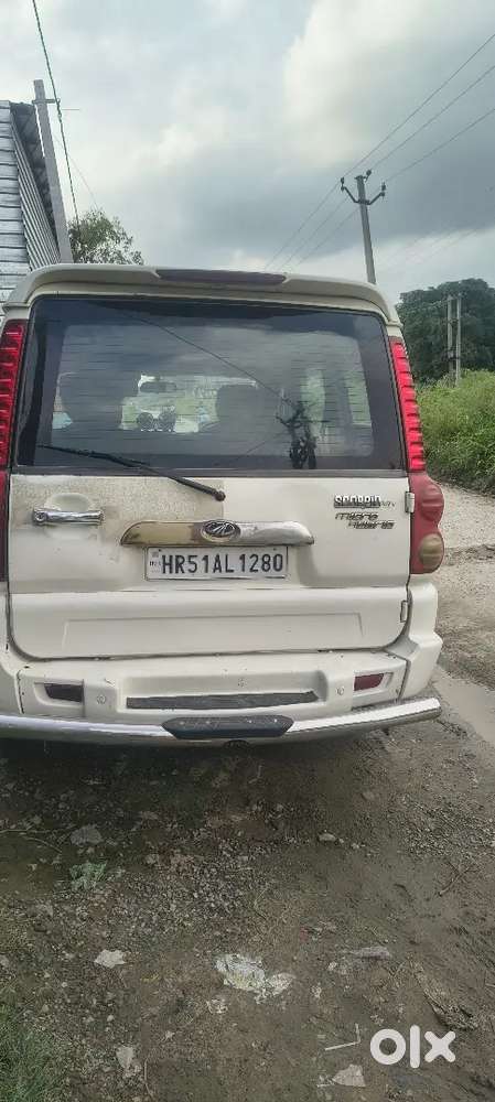 Mahindra Scorpio Classic 2011 Diesel Automatic