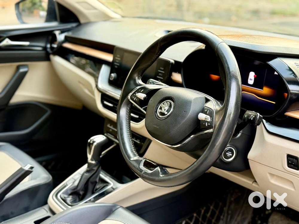 Skoda Slavia 1.0 Tsi Style, 2022, Petrol