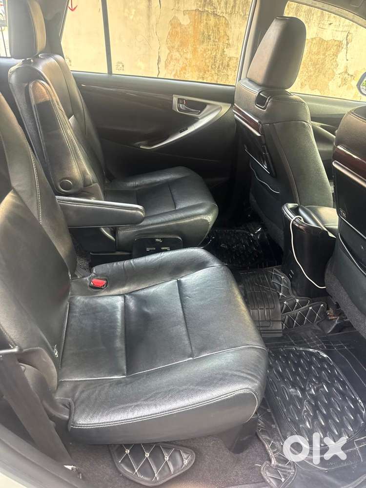 Toyota Innova Crysta 2.4 Z 7 Str, 2017, Diesel
