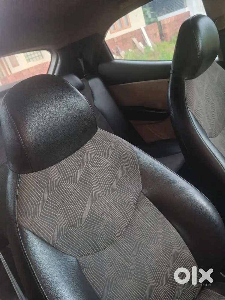 Eon 2011 Petrol 77000 Km With Alloy Wheel