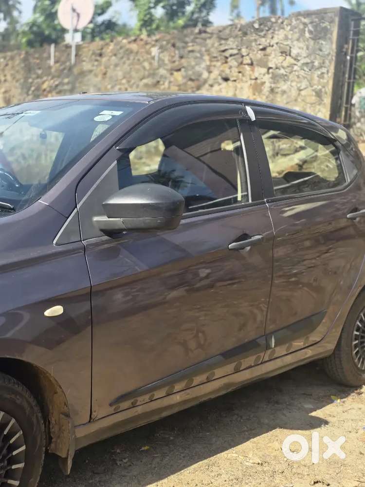 Tata Tiago Petrol 2017  Urgent Sale
