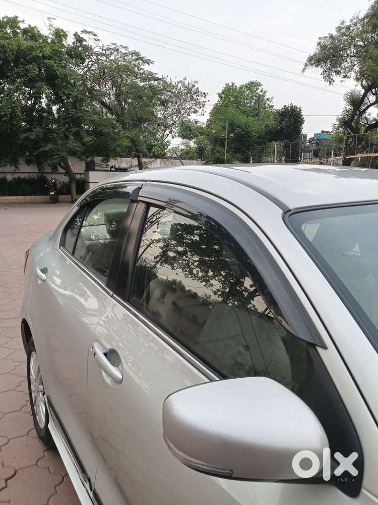 Maruti Suzuki Dzire 1.2 Zxi, 2018, Petrol