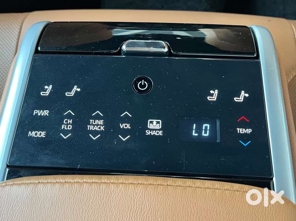 Toyota Camry, 2025, Petrol