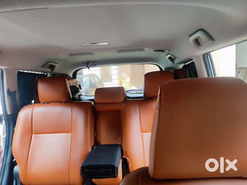 Toyota Innova Crysta