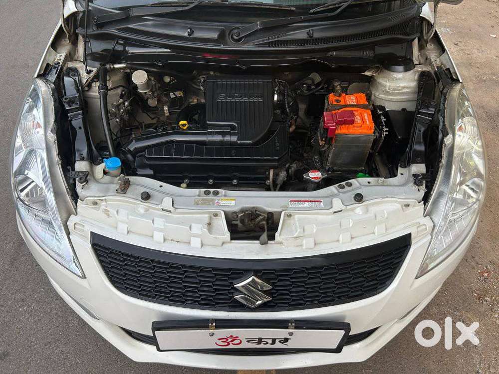 Maruti Suzuki Swift Vxi 1.2 Abs Bs-iv, 2016, Petrol