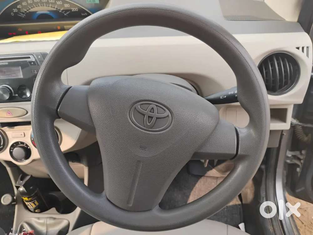2014 Toyota Etios 1.5 पेट्रोल