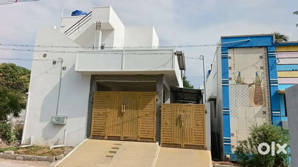 2 years old, 550 feet borewell, 2EB Line, No any where wall tiles