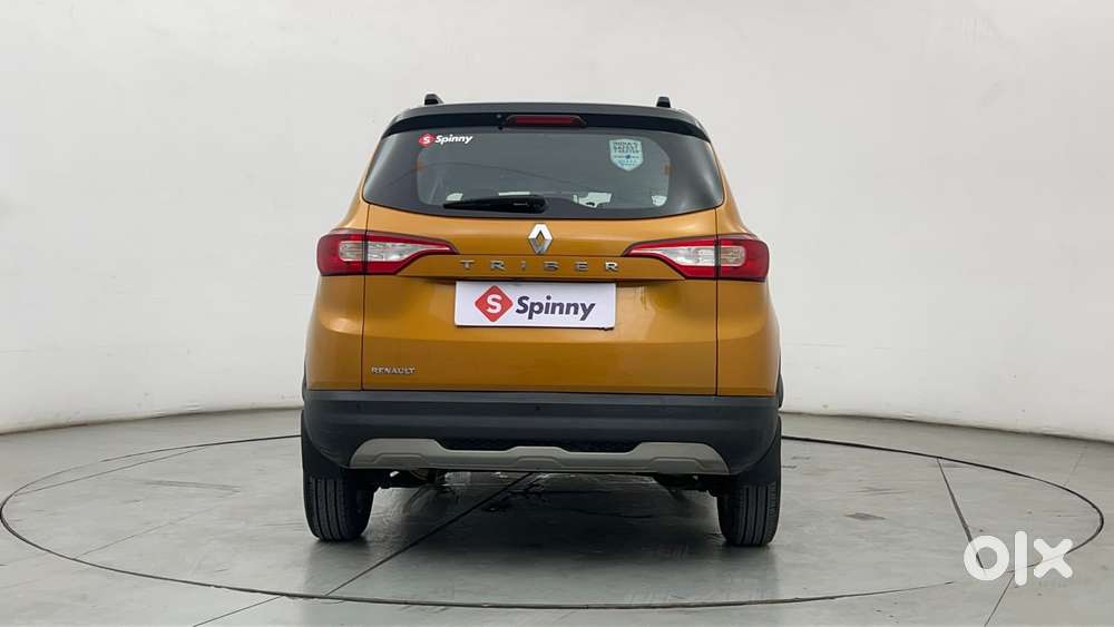 Renault Triber 1.0 Rxz Dual Tone, 2022, Petrol