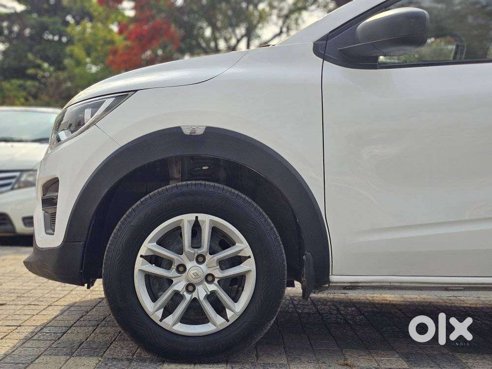 Renault Triber Others, 2023, Petrol