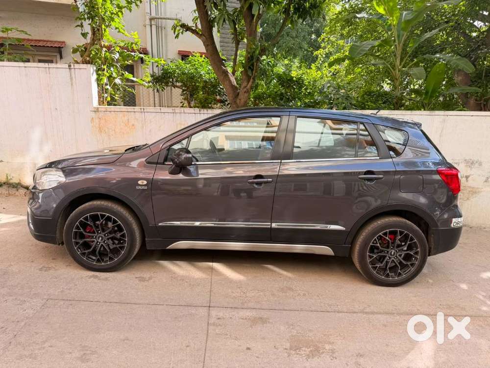 Maruti Suzuki S-cross Diesel Well Maintained