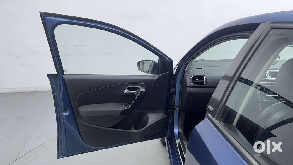 Volkswagen Polo 2009-2013 Petrol Highline 1.2l, 2017, Petrol