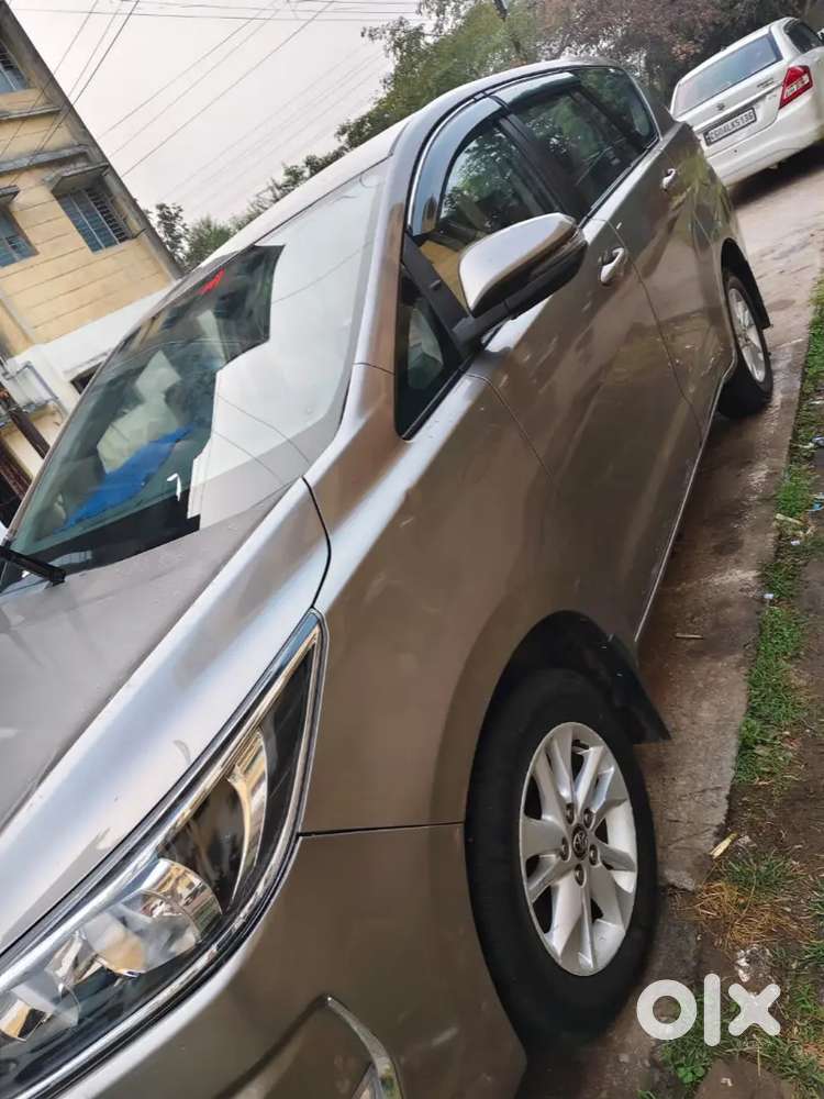 Toyota Innova Crysta 2018 Diesel 120000 Km Driven