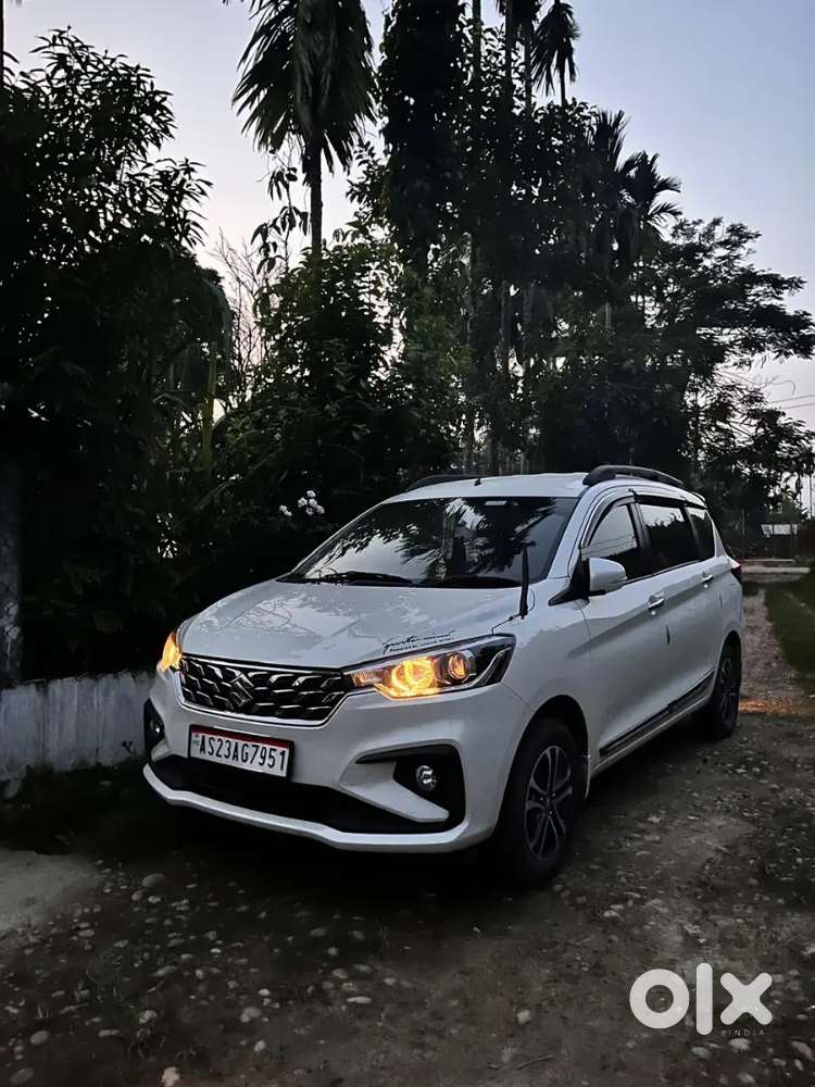 Maruti Suzuki Ertiga Zxi 2023 Plus