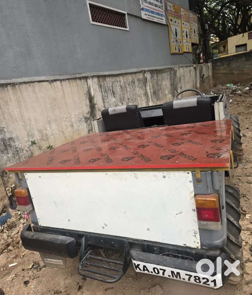 Mahindra Jeep 1998 2.1 Dp