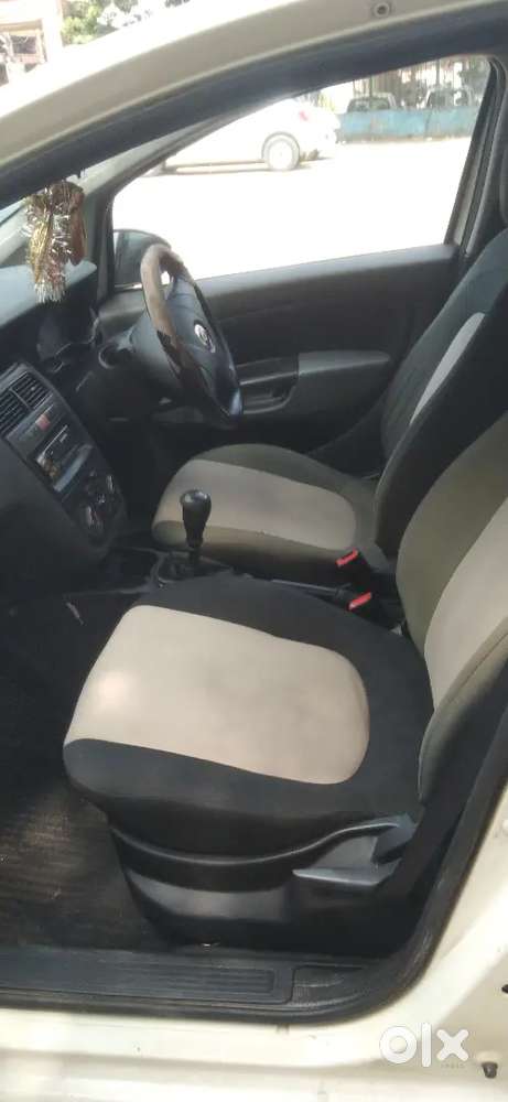 Fiat Punto Pure 2017 Car