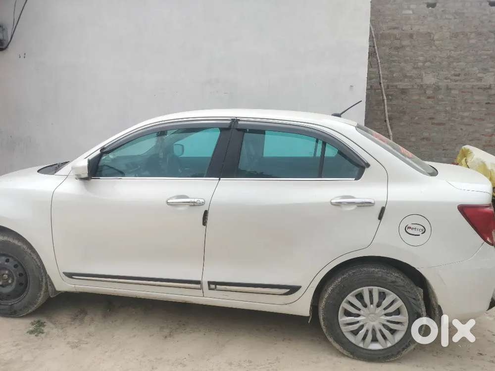 Maruti Suzuki Dzire 2023 Petrol 40000 Km Driven