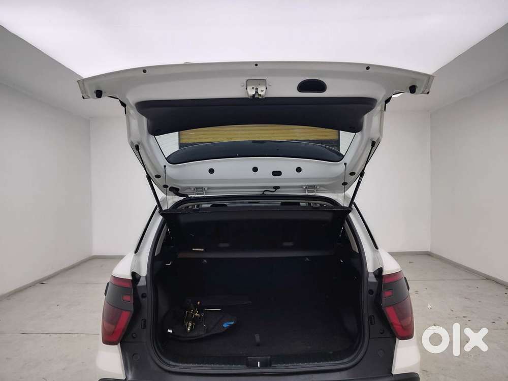 Hyundai Creta 1.5 Mpi Sx Petrol Ivt, 2023, Petrol