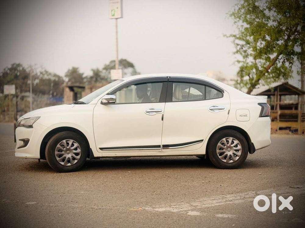 Maruti Suzuki Dzire Vxi Ags, 2025, Petrol