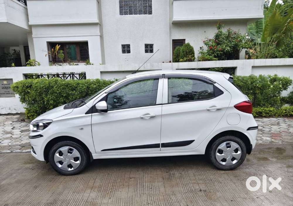 Tata Tiago 1.2 Revotron Xt (o), 2019, Petrol