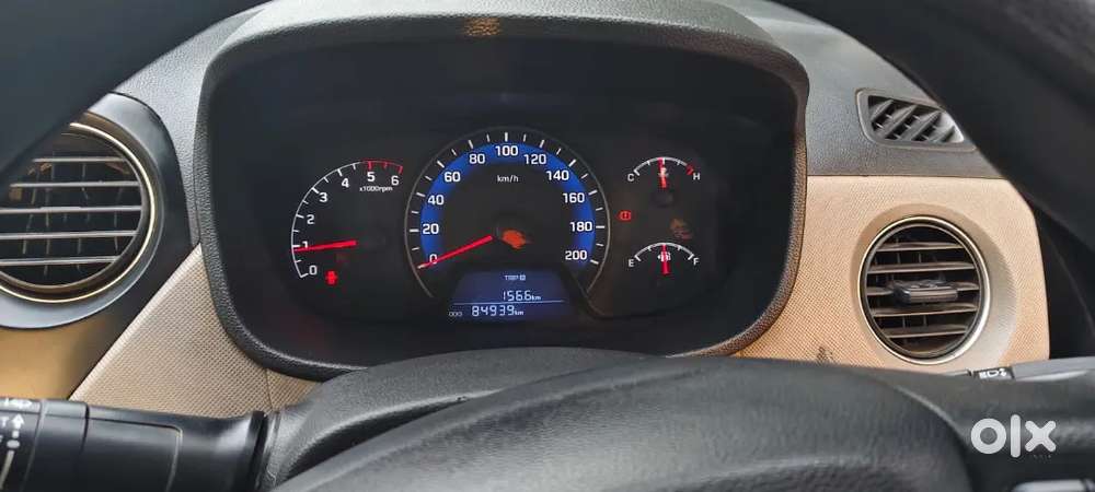 Hyundai Xcent 2015 Diesel 84939 Km Driven