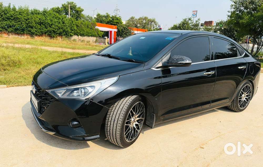 Hyundai Verna Petrol 2022 Sx Manual