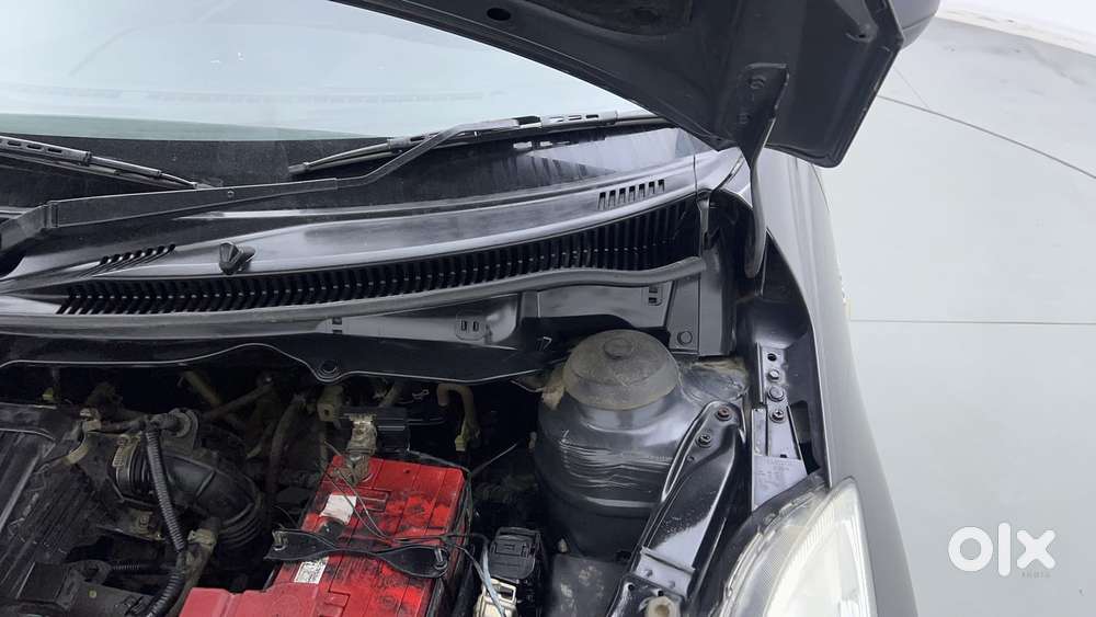 Maruti Suzuki Swift 1.2 Lxi (o), 2017, Petrol