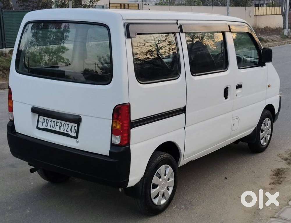 Maruti Suzuki Eeco 7 Seater Standard, 2016, Petrol