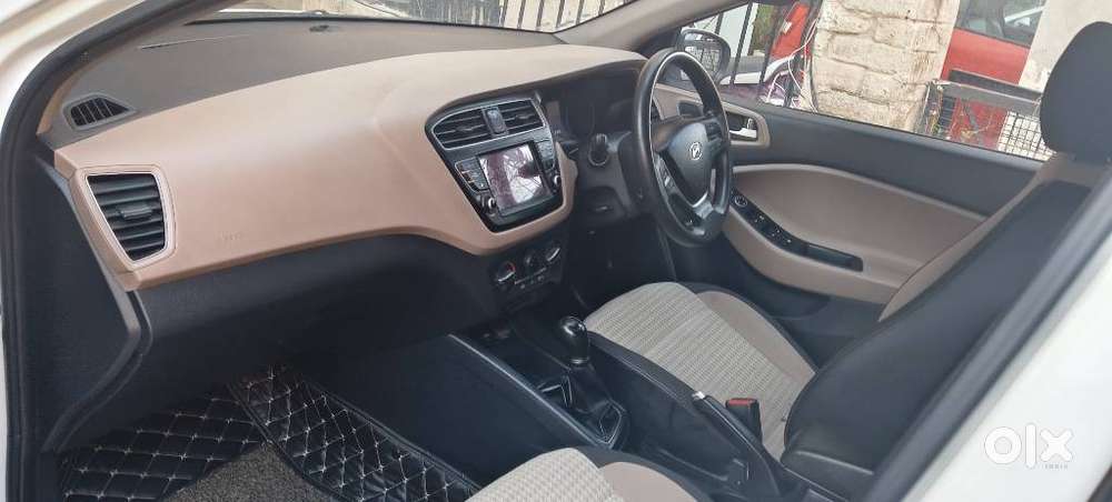 Hyundai I20 Sportz 1.2 Mt, 2020, Petrol