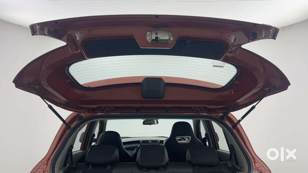 Mahindra Kuv 100 2016-2017 Mfalcon G80 K8, 2017, Petrol