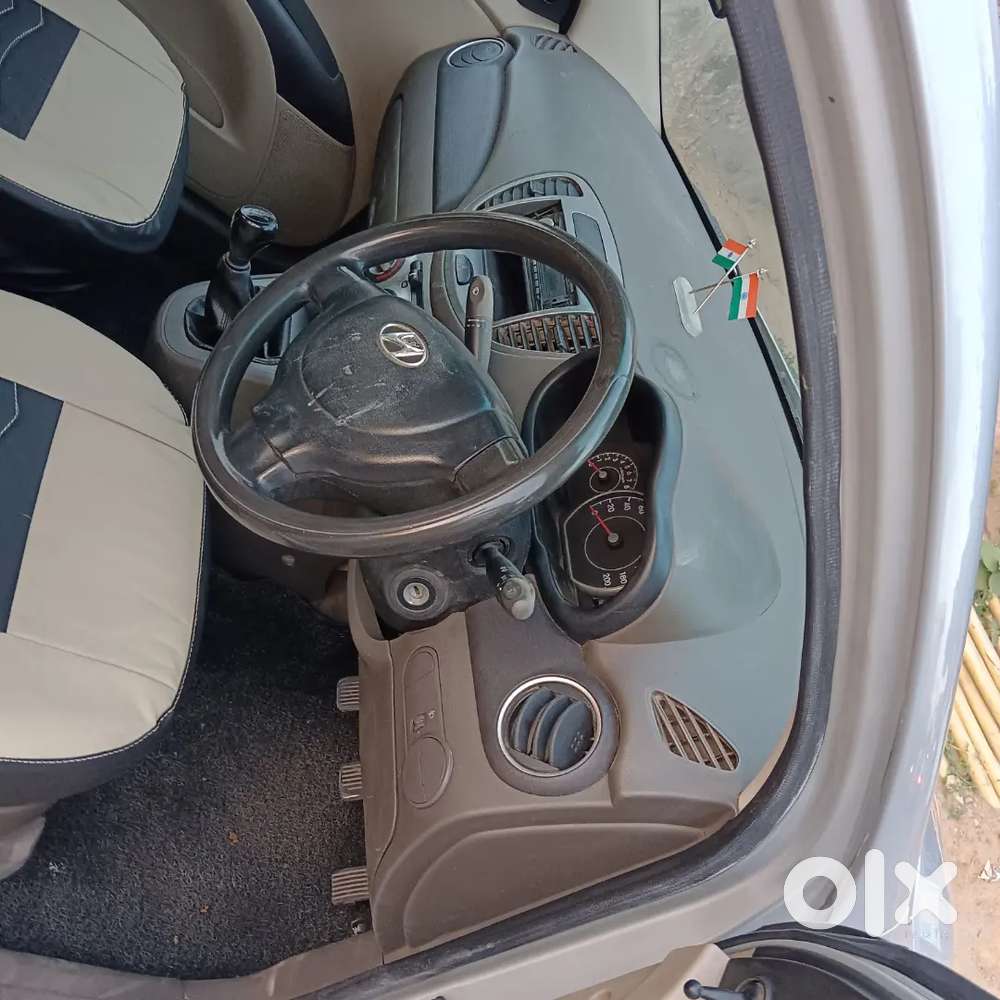 Hyundai Aura 2011