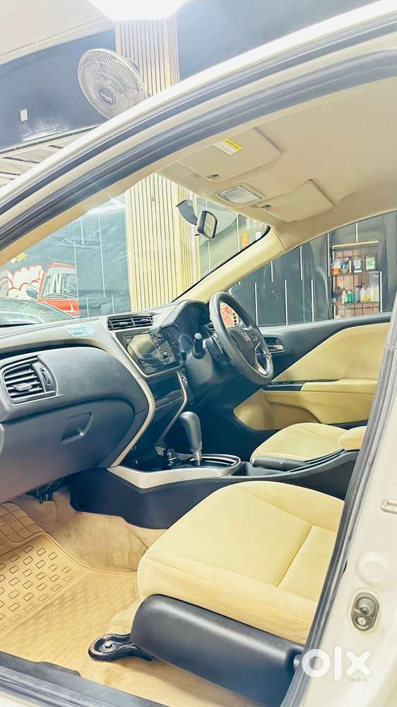 Honda City V At I-vtec, 2018, Petrol