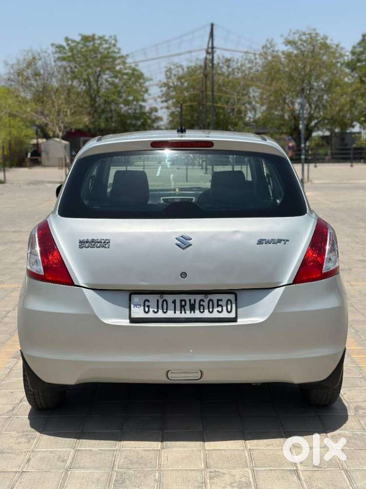 Maruti Suzuki Swift Lxi Option, 2017, Cng & Hybrids