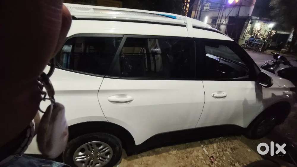 Kia Carens Premium 2026 Cng
