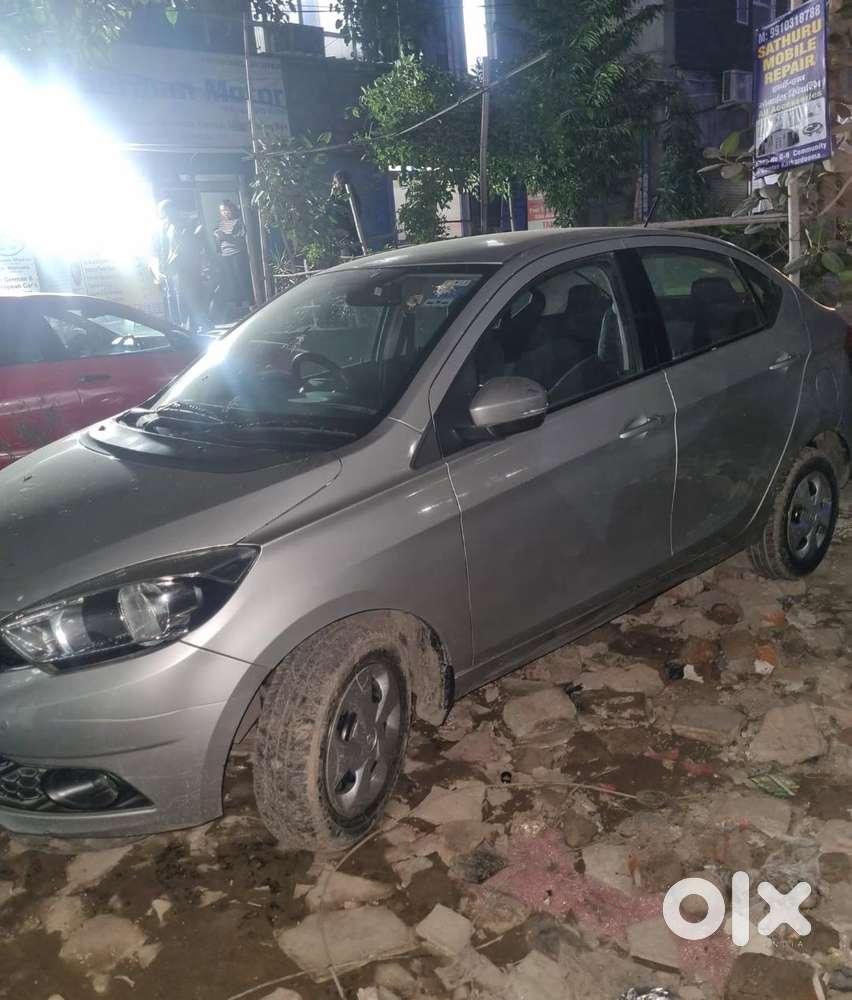 Tata Tigor 1.2 Revotron Xt, 2017, Petrol