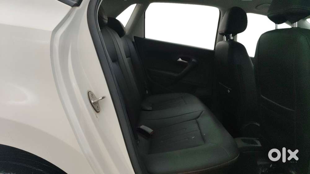 Volkswagen Polo 1.0 Tsi Comfortline At, 2021, Petrol