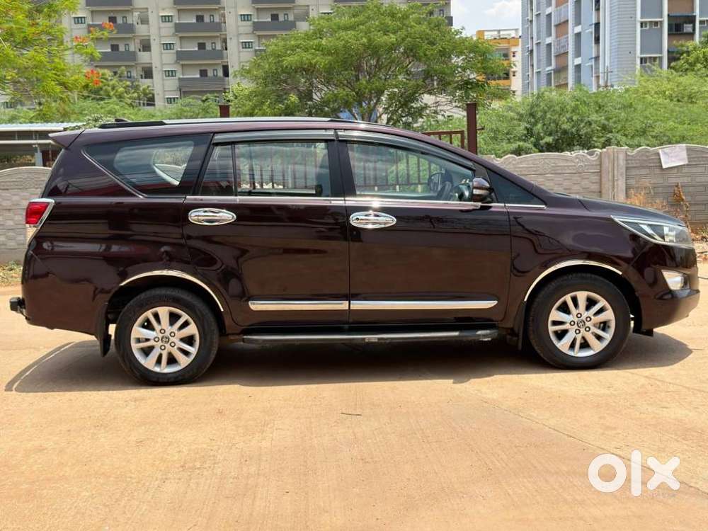 Toyota Innova Crysta 2.4 Gx Mt, 2017, Diesel