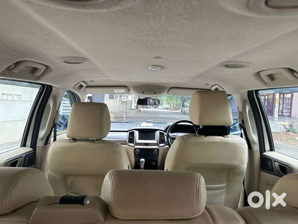 Ford Endeavour 2016