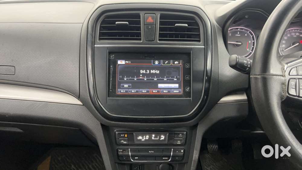 Maruti Suzuki Vitara Brezza Zdi+ Dual Tone Mt, 2016, Diesel