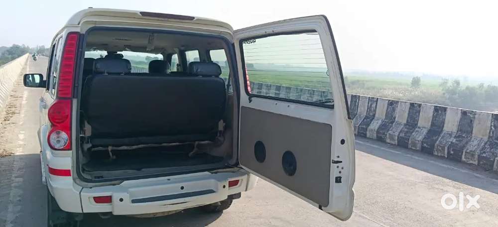 Mahindra Scorpio Diesel Automatic 12 Year