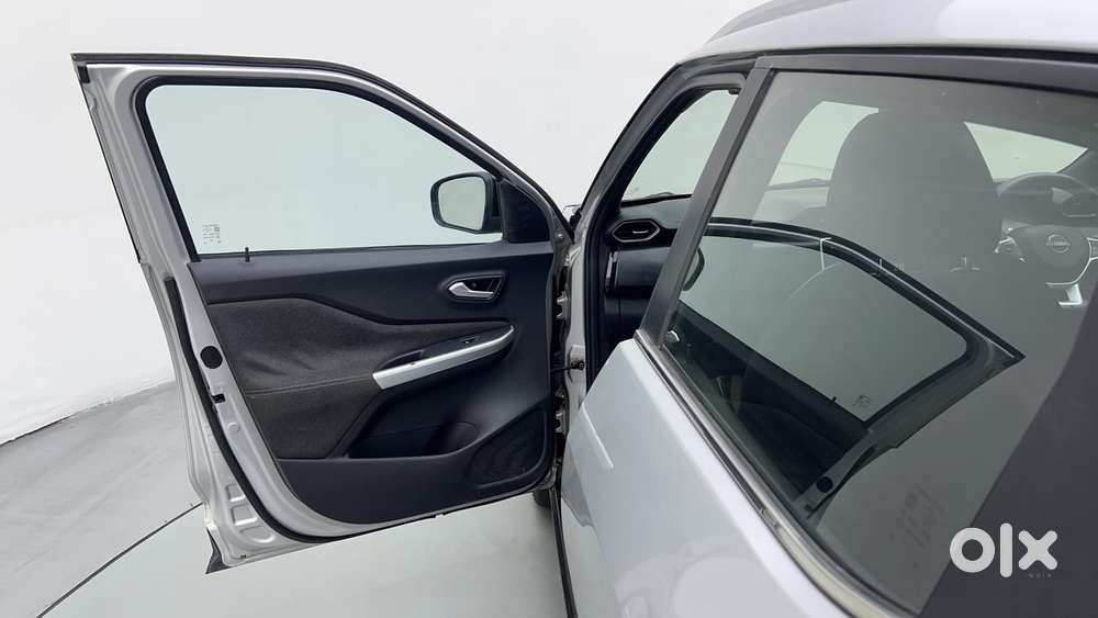 Nissan Magnite 1.0 Xv Premium Turbo Cvt (o), 2020, Petrol