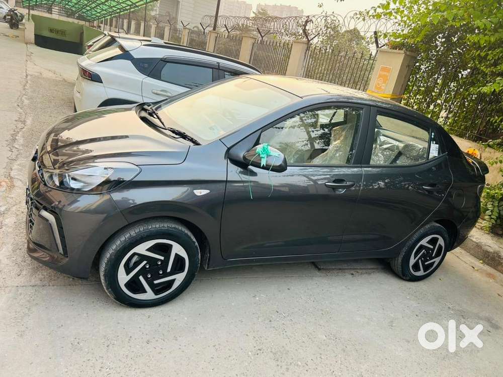 Taxi Taxi Taxi Ye New Car H Old Nahi Kmse Km Downpayment Pe Uplabdh