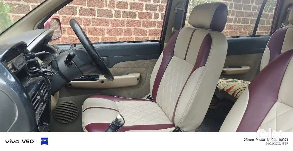 Chevrolet Tavera Car